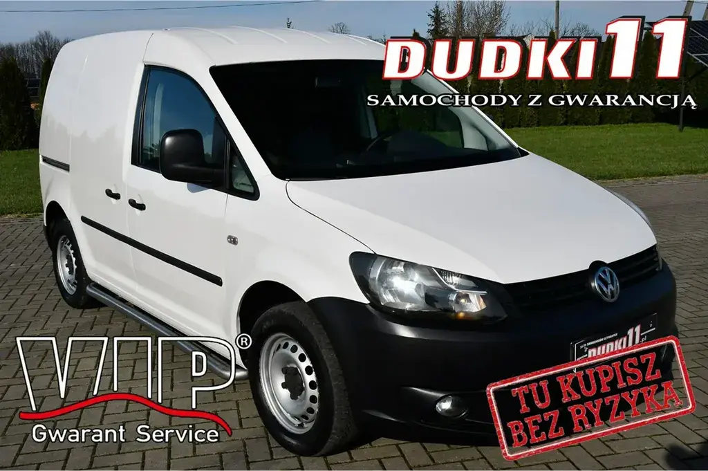Volkswagen Caddy Inne 2011