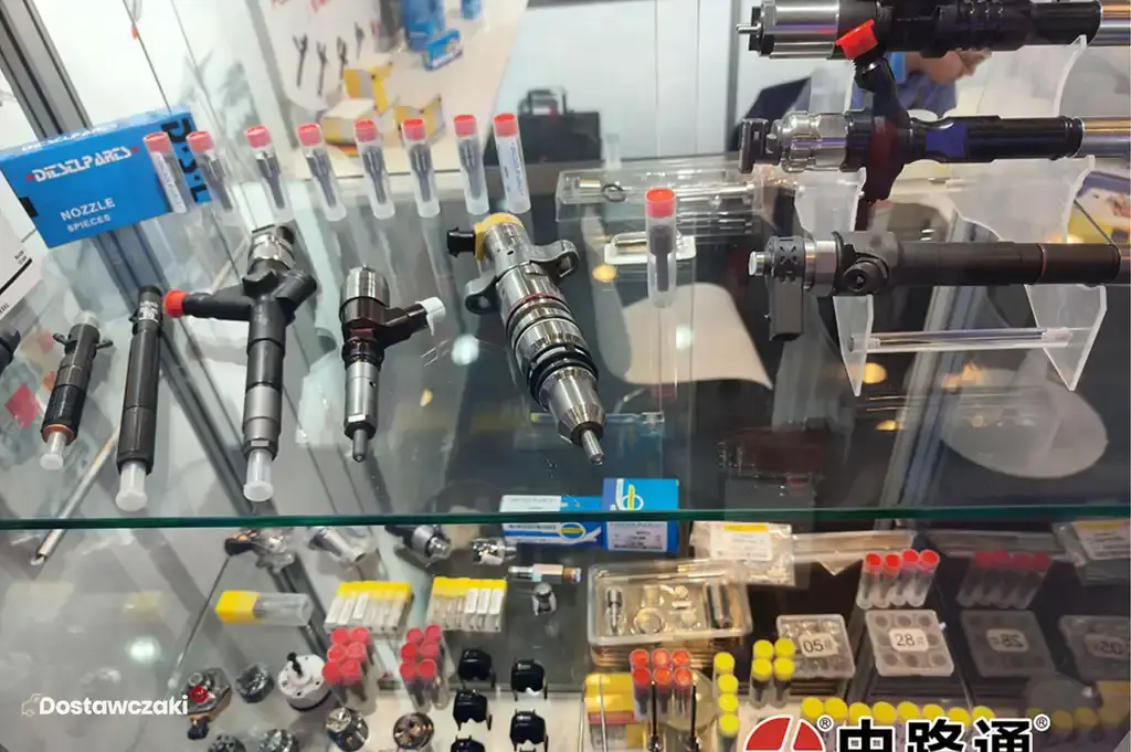 Fuel Injector 20R-8060 Fuel Injector 211-3025